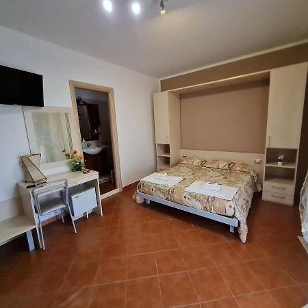Il Nido Delle Rondini Bed & Breakfast Grottole Ngoại thất bức ảnh
