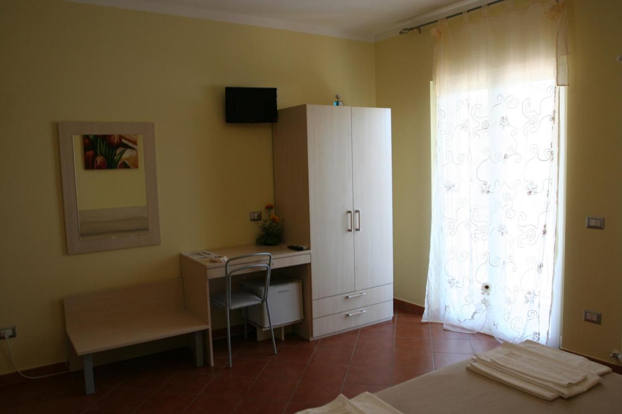 Il Nido Delle Rondini Bed & Breakfast Grottole Ngoại thất bức ảnh